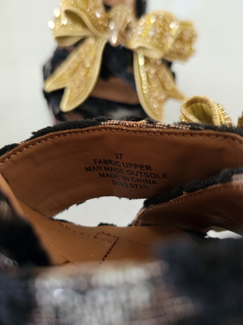 Kurt Geiger Black Velvet Platform Sandals w/Gold Crystal Bows Women's Sz 37 & 41 - Picture 7 of 10